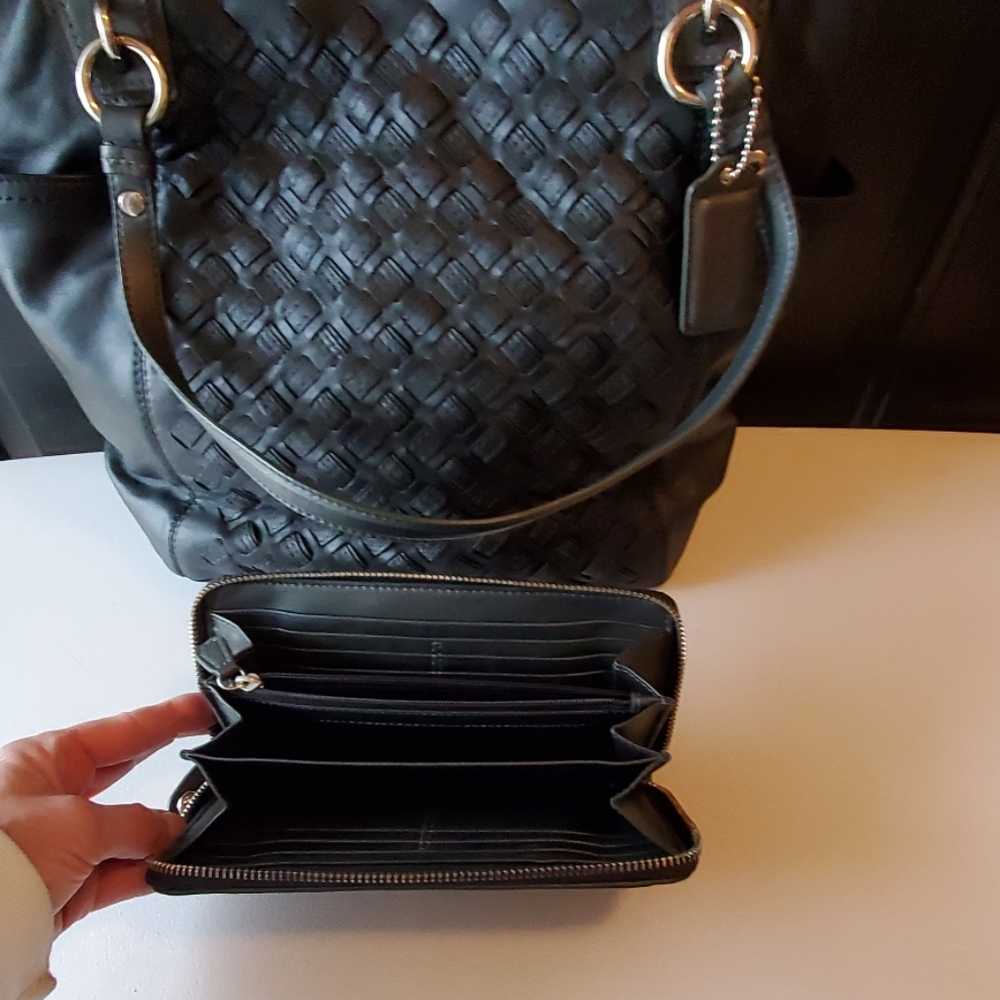 Black Coach Bag NWT - Picture 2 of 7